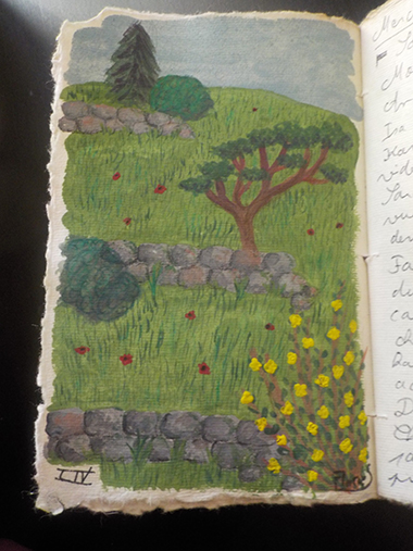 Pochade à la gouache représentant un paysage de prairie en terrasse avec des petits murets, de la végétation et un jeunet en premier plan.
